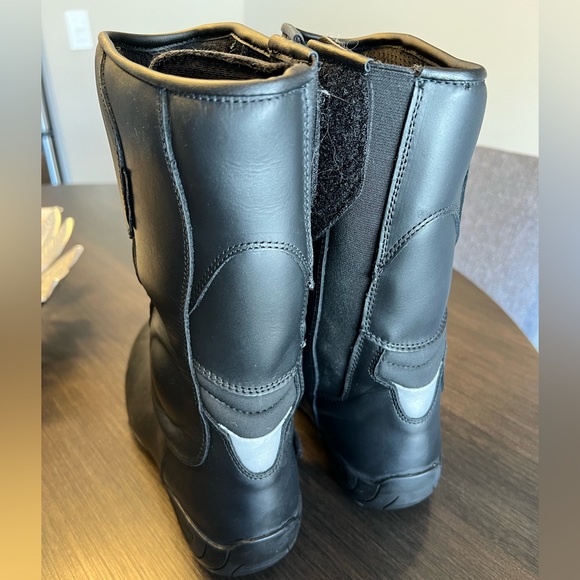 SOLD. - TCX Ladies Motorcycle Riding boot - Picture 5 of 10